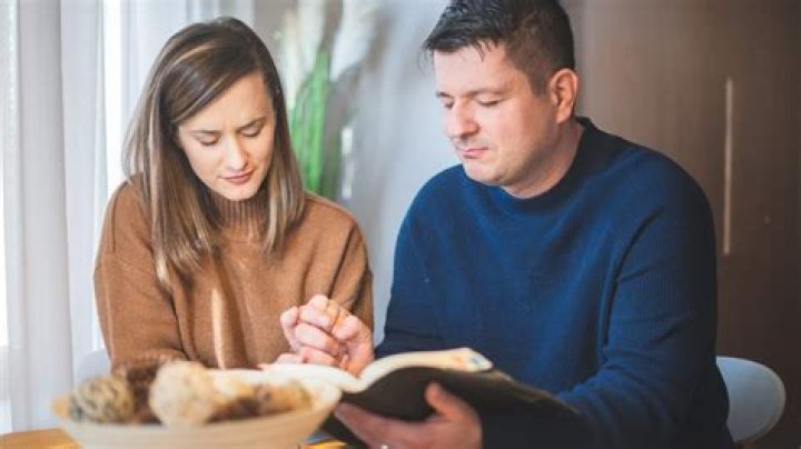 Can husband and wife pray together?