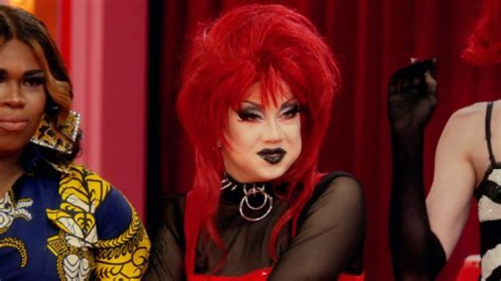 Does season 13 have untucked?