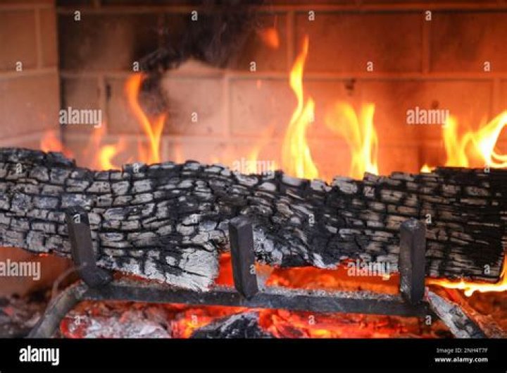 Does wood burning smoke?