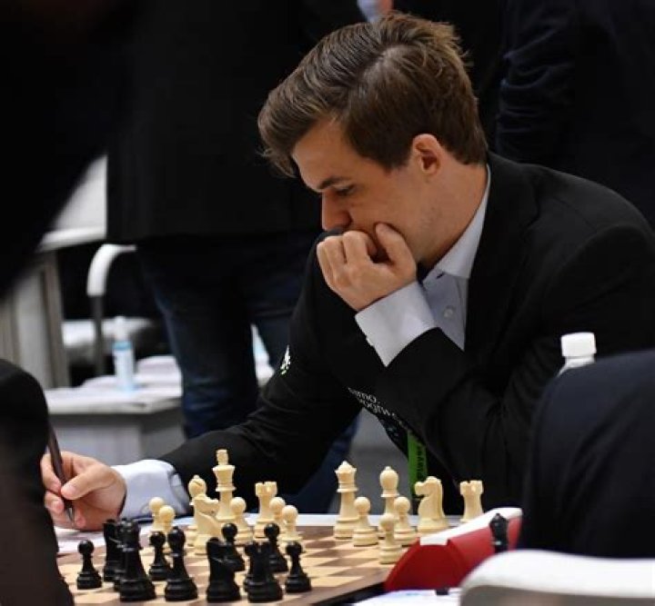 Has anyone beaten magnus carlsen?