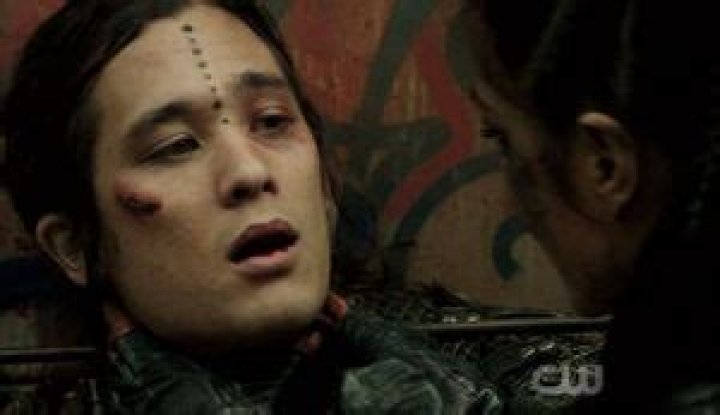 How does ilian die in the 100?