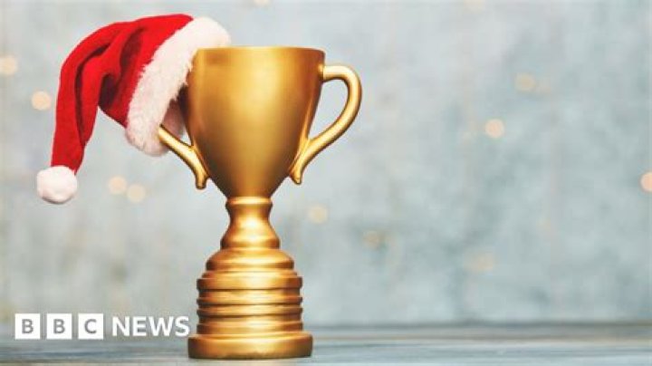 Was jcb song christmas number 1?