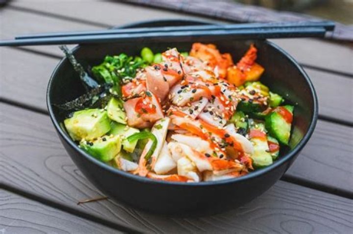 Whats in a wahoo bowl?